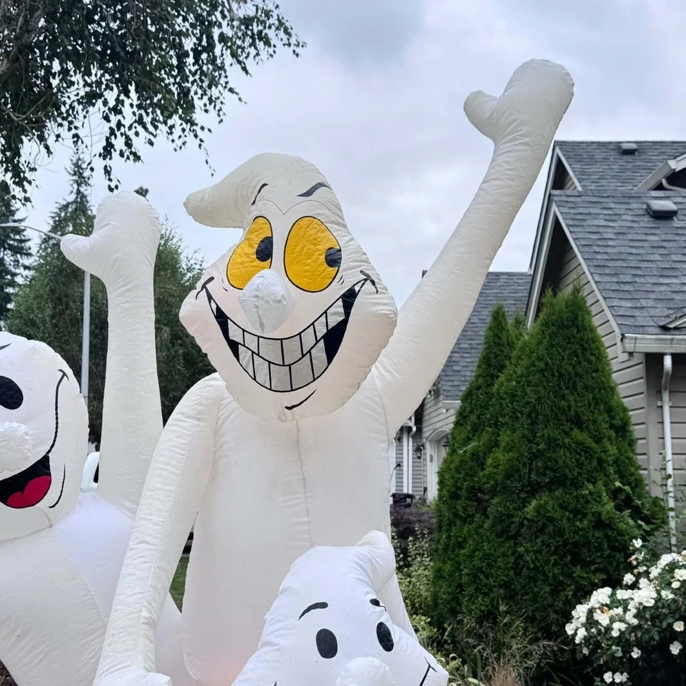 Gemmy air blown inflatable 8 ft Tall Halloween‎ yard Decore 3 Ghosts In pumpkin